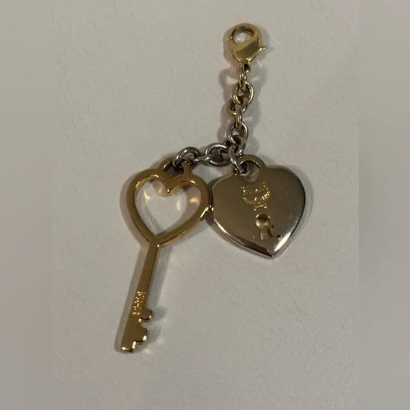 MCM lock & key keychain/bag charm - Picture 4 of 6